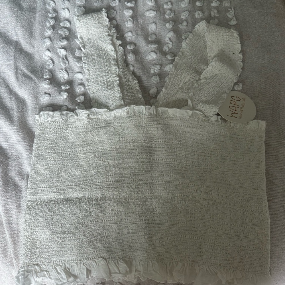 NWT WAPG White Crop Top